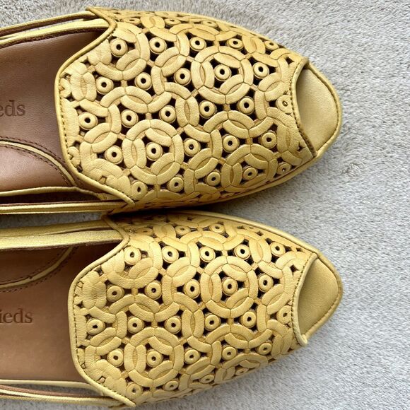 L’amour Des Pieds Bainya Gold Mustard Yellow Leather Wedge Heel Sandal Women 8.5 - Picture 9 of 16